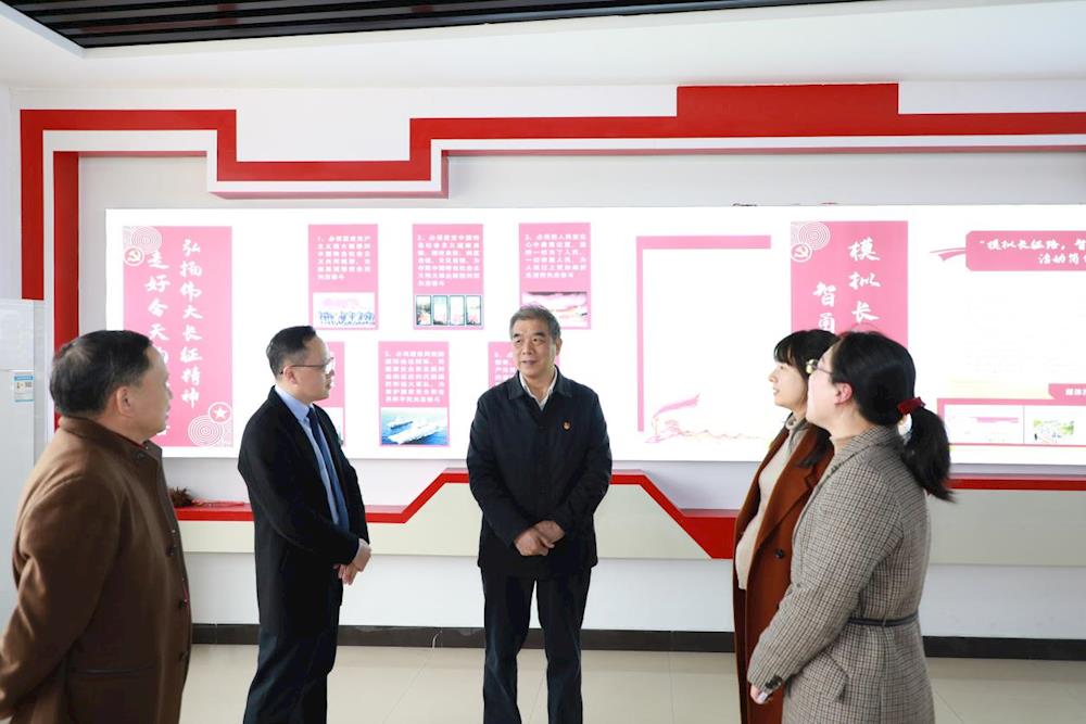 79f531ea85db4c1f8ac89326ed3f12fd.jpg 79f531ea85db4c1f8ac89326ed3f12fd.jpg