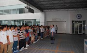 感受未来，体验未来―学院组织全体新生参观汽车4S专营店