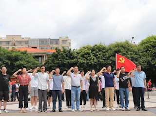 不忘来时路，奋斗新征程——家具设计专业党支部开展“红色走读”活动