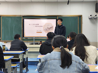 传统木工进课堂 匠心赋能新劳育 ——江西环境工程职业学院开展劳动教育专题培训
