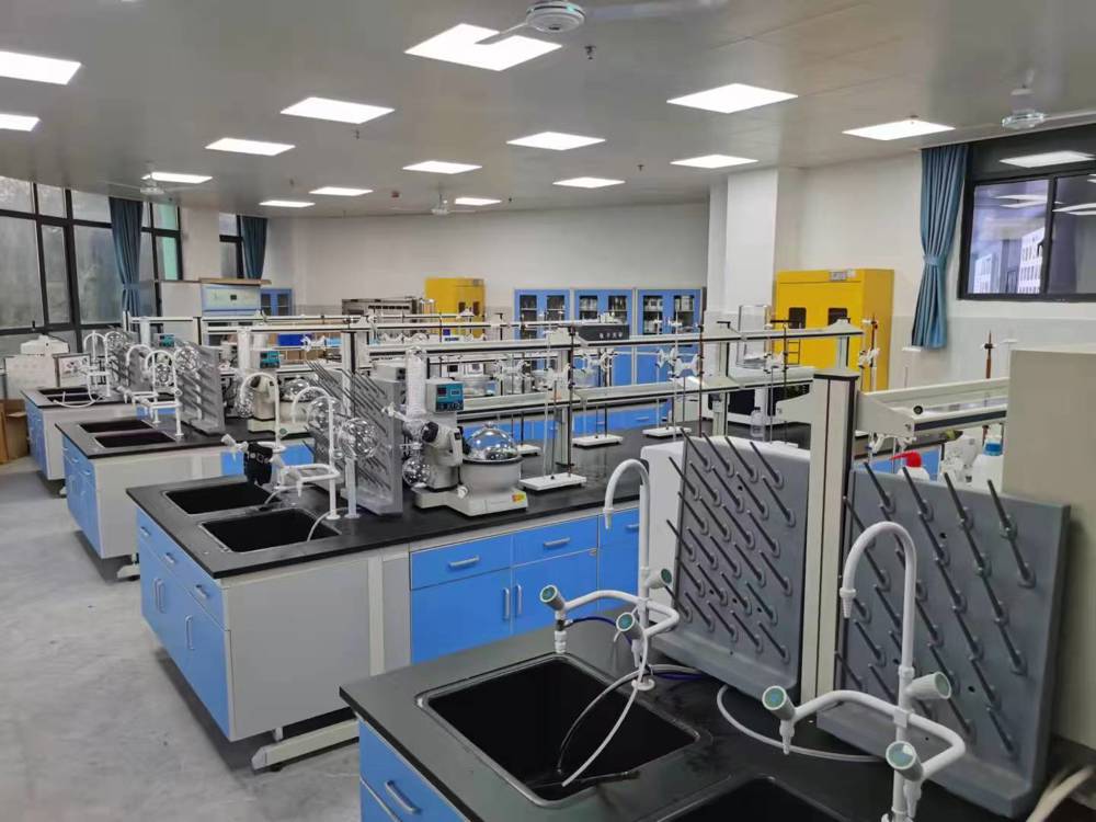 林产品分析室产教楼A301    2