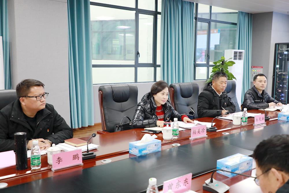 ea056dbc5bf14d809edf6bdca7a3bf5d.JPG ea056dbc5bf14d809edf6bdca7a3bf5d.JPG