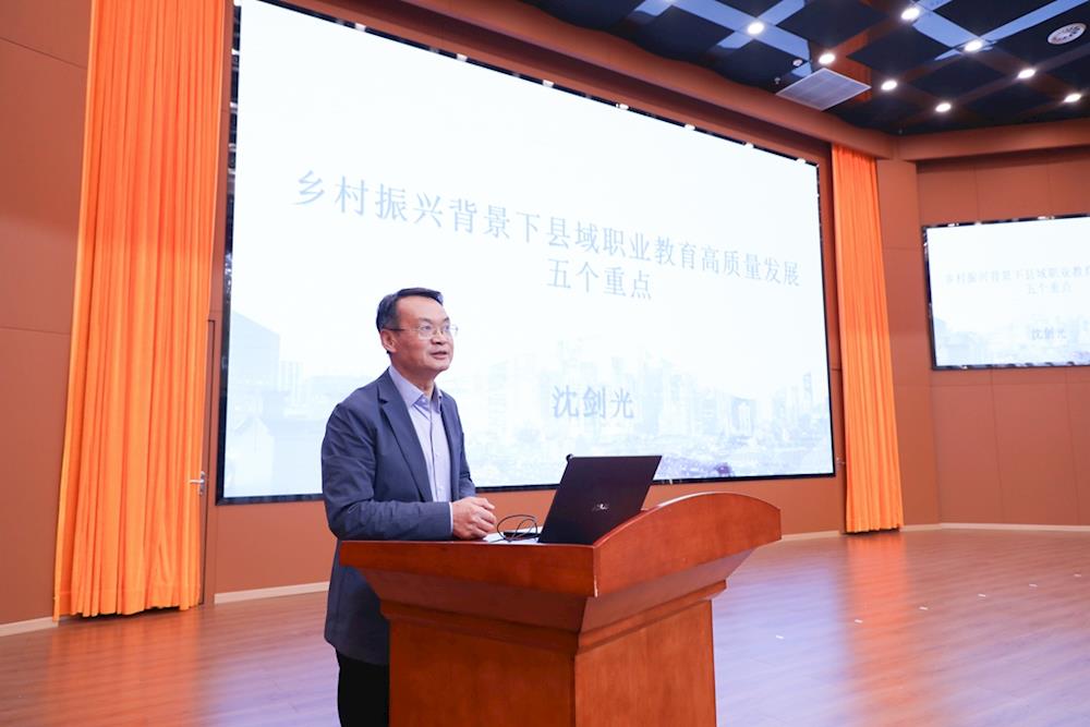 c55639de3dc14030a47846542b058746.jpg c55639de3dc14030a47846542b058746.jpg