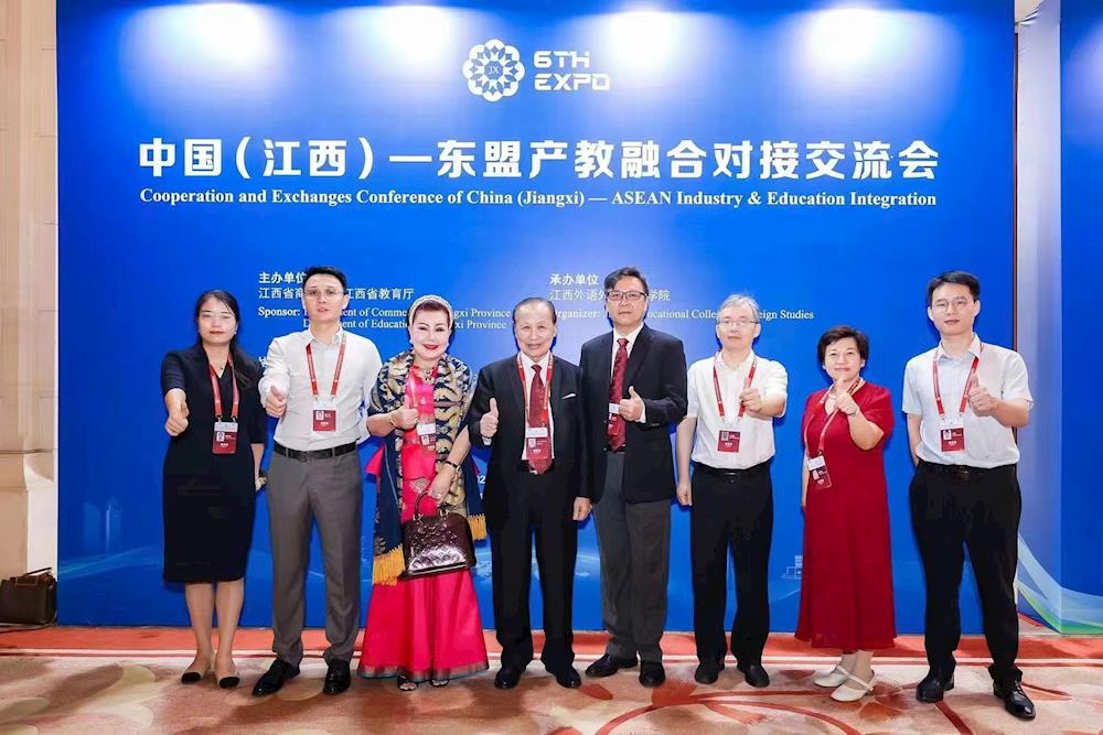 d272af51318248f4ba2fd44c67747335.jpg d272af51318248f4ba2fd44c67747335.jpg