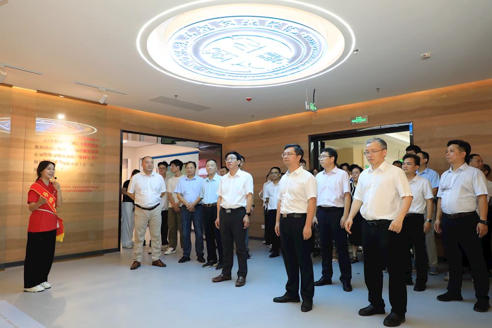 d3b45e42da8848fab18eccee3e982f12.JPG d3b45e42da8848fab18eccee3e982f12.JPG