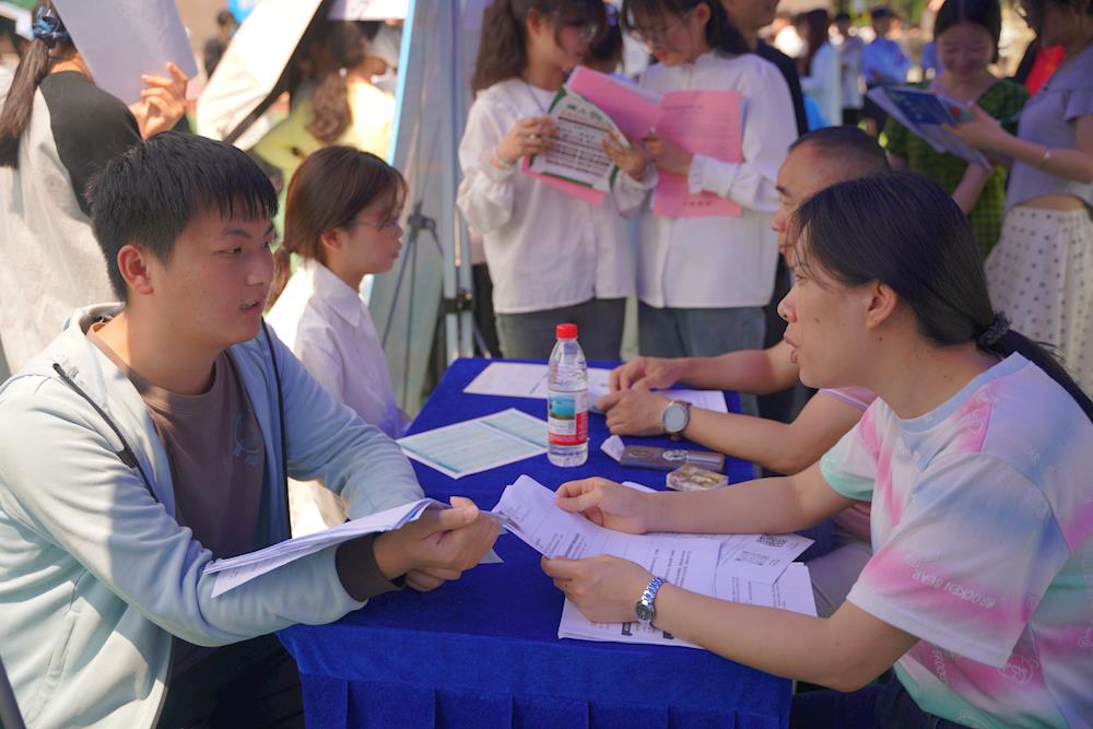 697356696b904ea591149234c71468e8.jpg 697356696b904ea591149234c71468e8.jpg