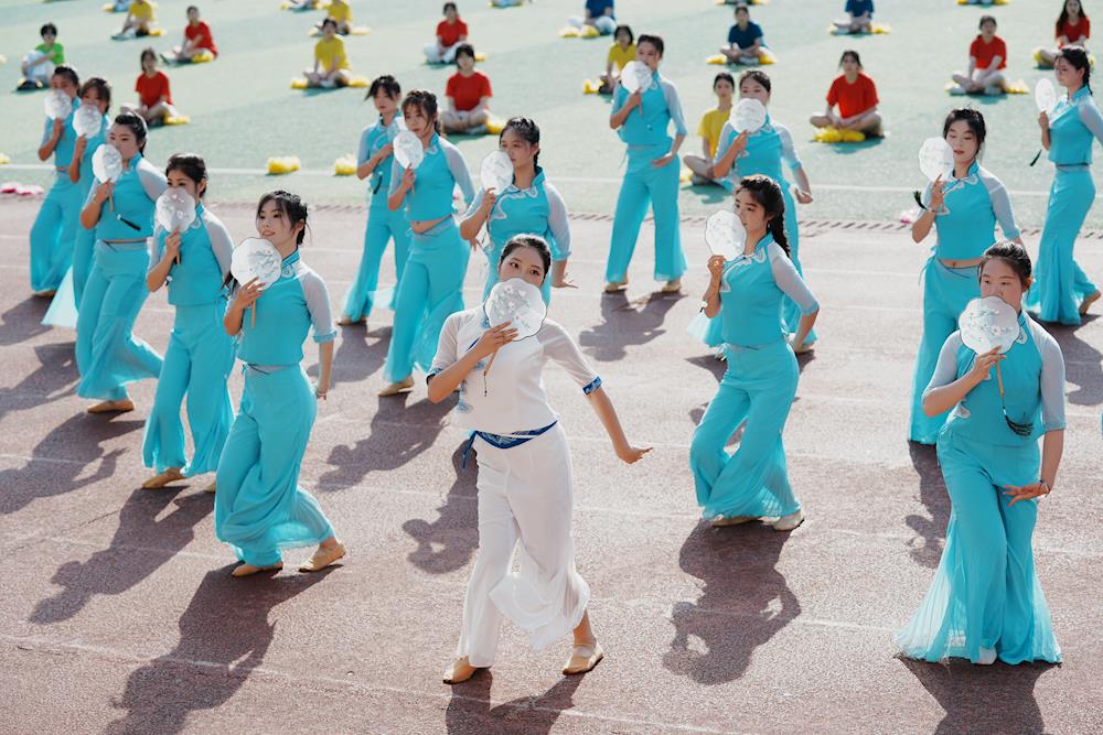 05fdf879db204038b5ada477847375e0.jpg 05fdf879db204038b5ada477847375e0.jpg