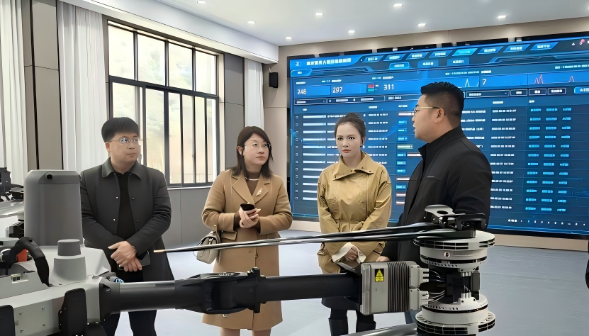 低空经济学院赴崇义中科航翼访企拓岗