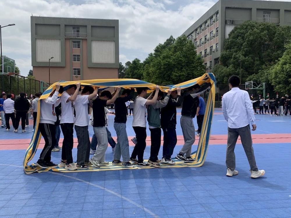 d214720744b44067a702430d3b415d59.jpg