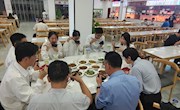 师生面对面，恳谈心连心——院领导与学生代表共进晚餐亲切恳谈