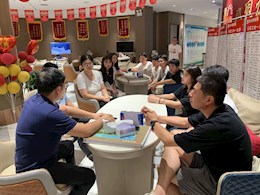 开展企业回访　关爱教改学生