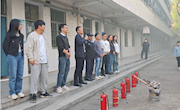 防患于未“燃”——通讯与信息学院开展消防应急演练