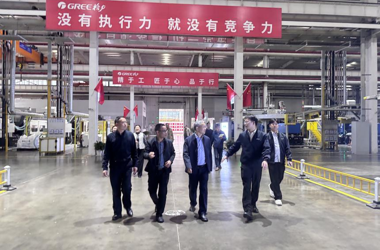 我校党委委员、副校长金志芳带队赴格力电器（赣州）有限公司洽谈 学生工学交替事宜